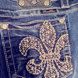 MissMe straight leg skinny size 29 stretch